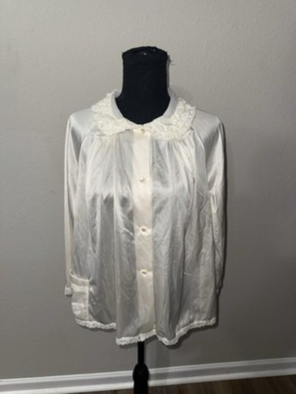 Vintage Shadowline Bed Jacket White Nylon Lace Collar Button Up Womens Small USA